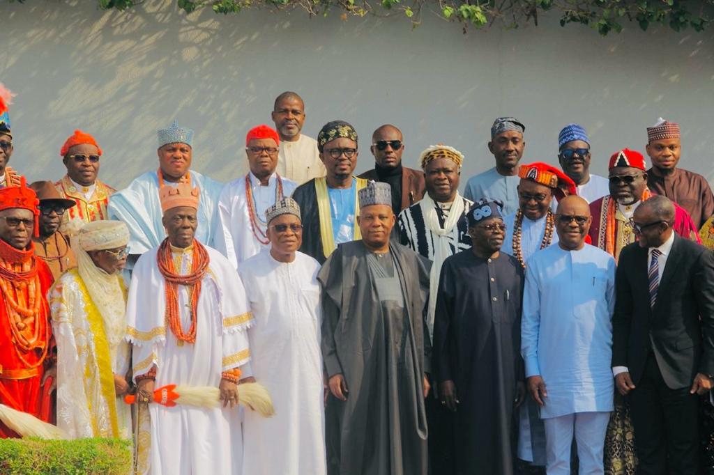 South-South Traditional Rulers Flanking President Tinubu